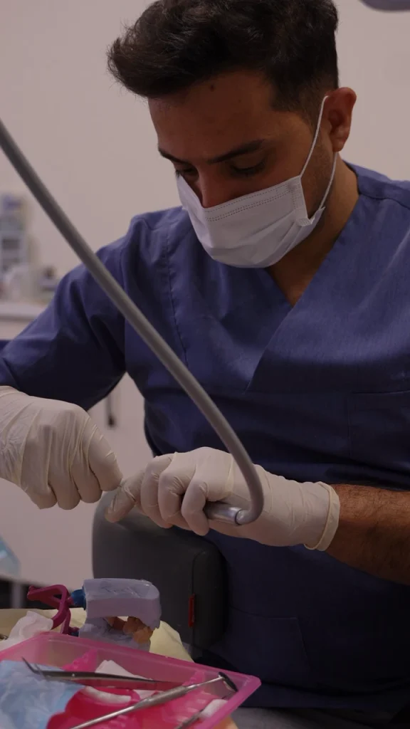 جرم گیری دندان